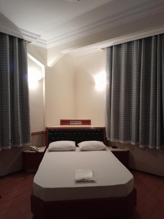 Hotel Paris São Paulo Buitenkant foto