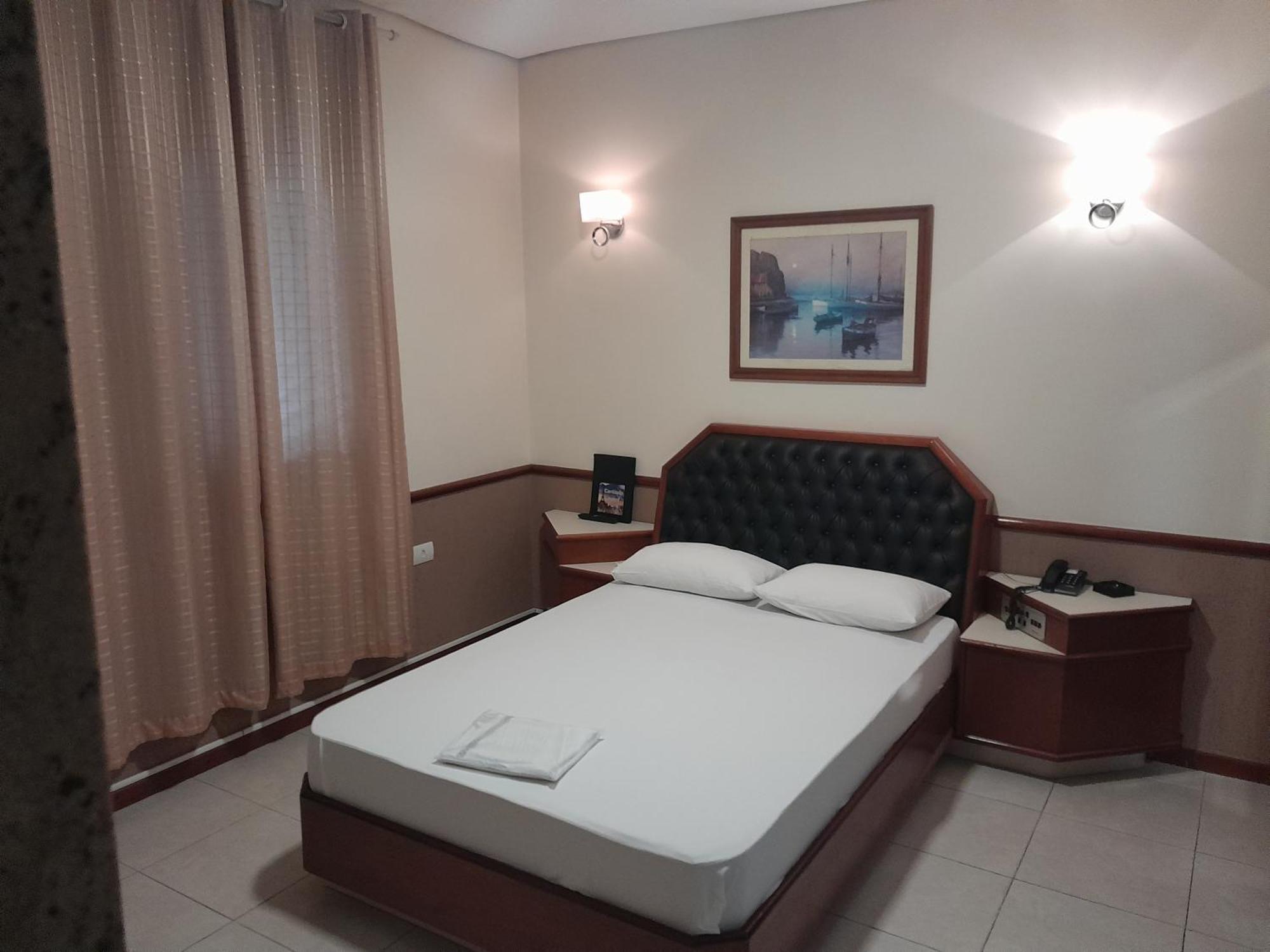 Hotel Paris São Paulo Buitenkant foto